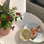 شقة Park Tower Sea View With Pool And Gym