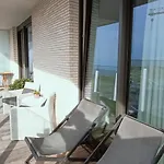 شقة Park Tower Sea View With Pool And Gym أوستيند