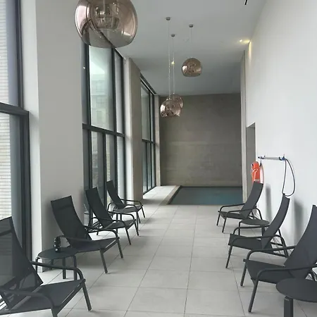 Park Tower Sea View With Pool And Gym * Ostend