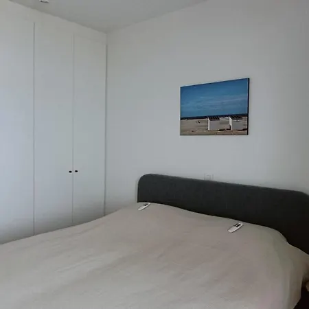 Park Tower Sea View With Pool And Gym Apartment Ostend
